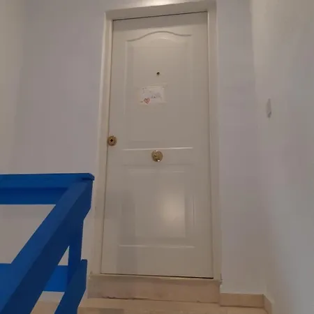Apartment Around The Corner *