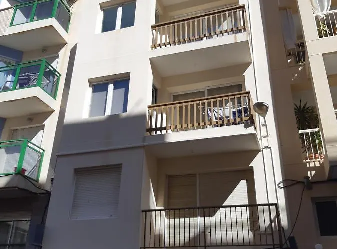 아파트 Around The Corner 또레비에하